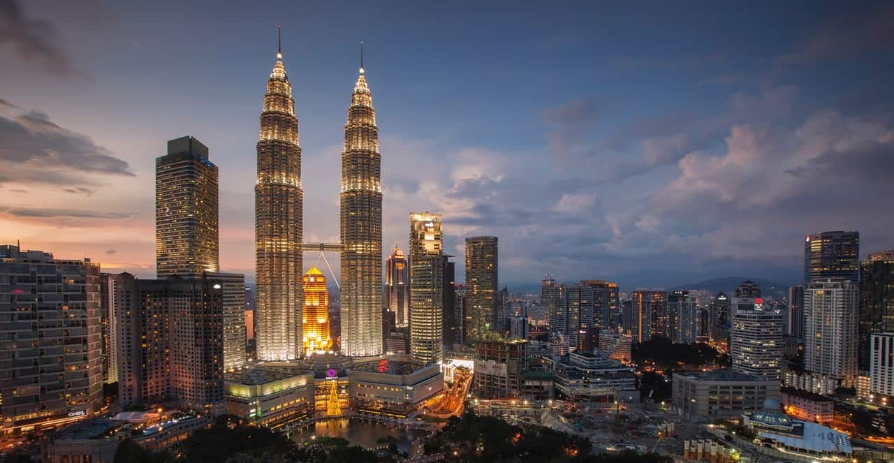 Analysis: A Bright Spot for ASEAN Economies