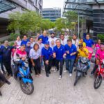 Hong Leong Islamic Bank distributes 1,000 food packets to foodpanda riders