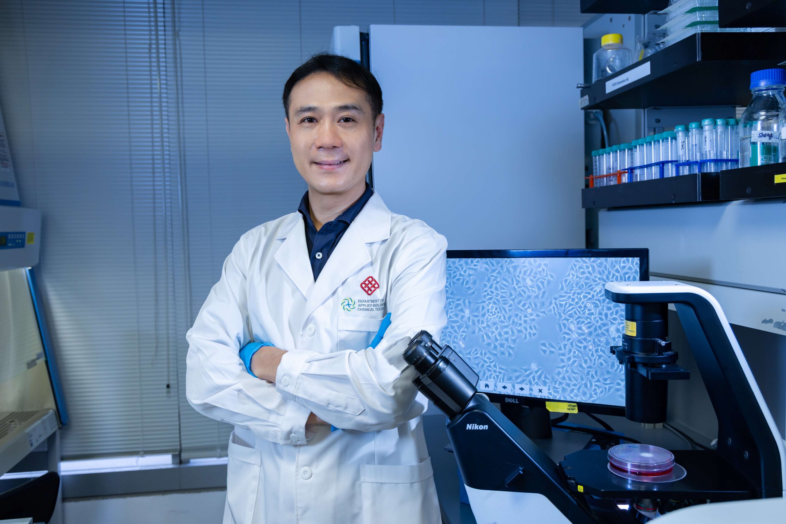 理大应用生物及化学科技学系副系主任及教授李建华教授及其研究团队研发针对脂肪细胞分泌蛋白FABP4的新型抗体,为代谢相关肝癌治疗开辟新方向。
