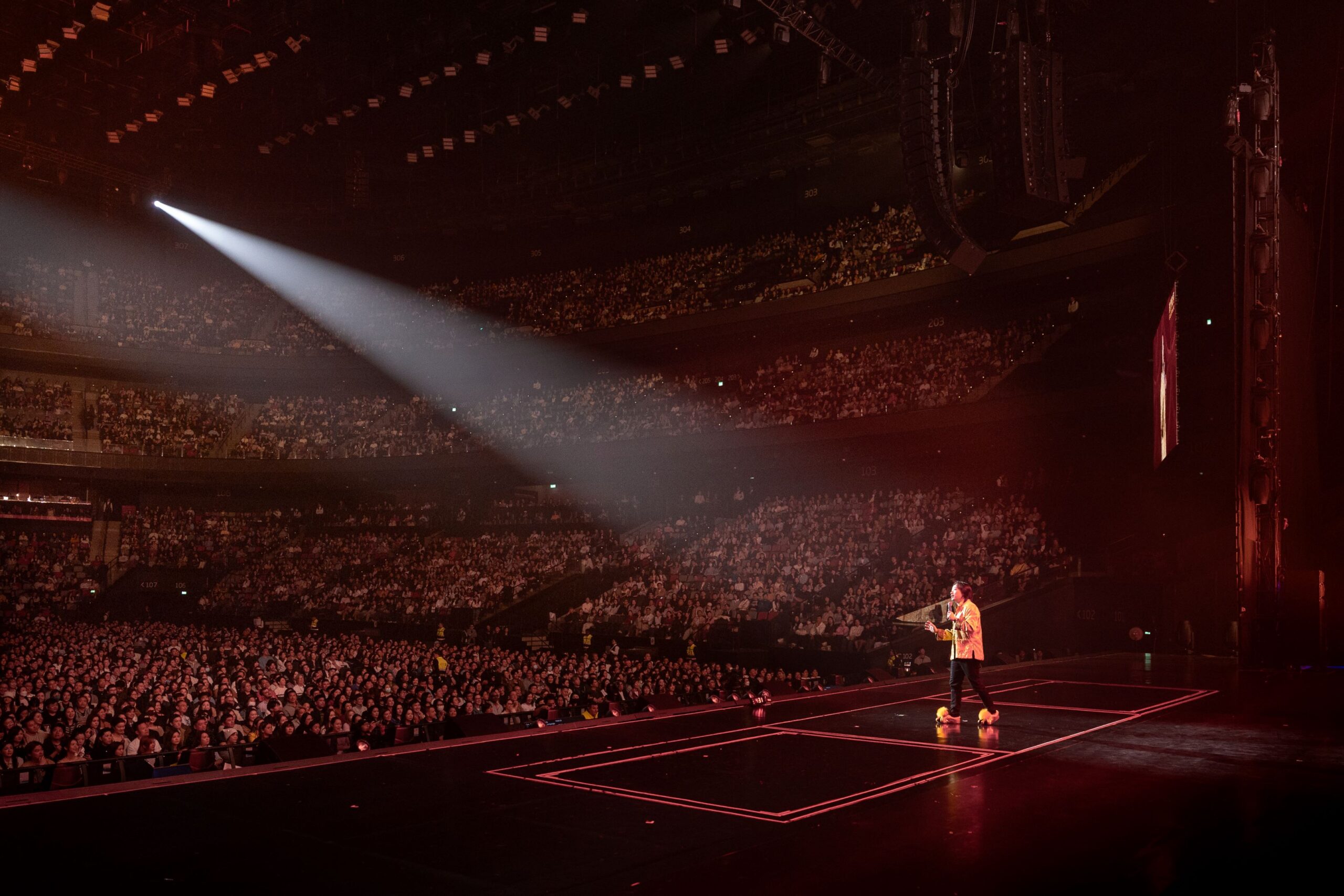 The largest indoor arena in Macau, Galaxy Arena is proud to be hosting Jimmy O. Yang again, spreading Chinese New Year joy and blessings over two nights. (2)