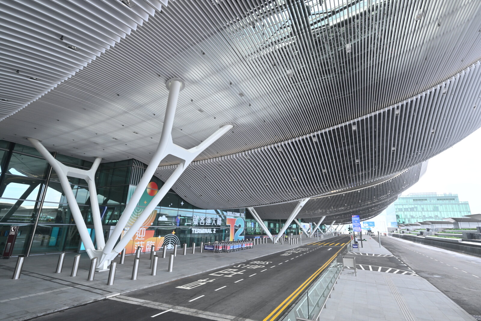 AECOM celebrates the successful delivery of Terminal 2 at Hong Kong International Airport